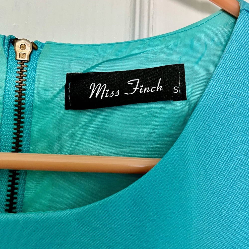 Miss Finch Layered Tank Top - Picture 3 of 5